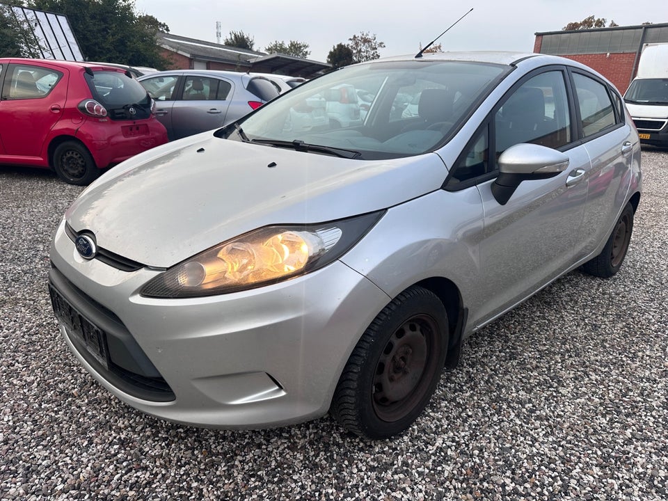 Ford Fiesta 1,25 82 Titanium 5d