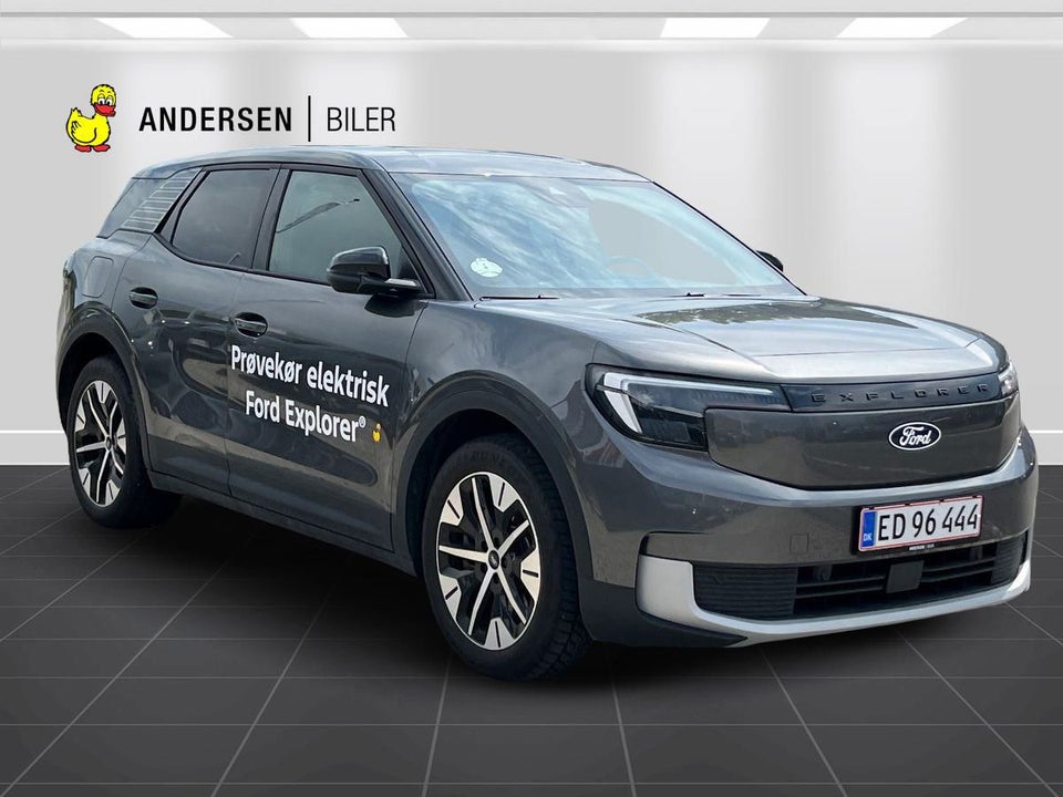 Ford Explorer 82 Select Extended Range 5d