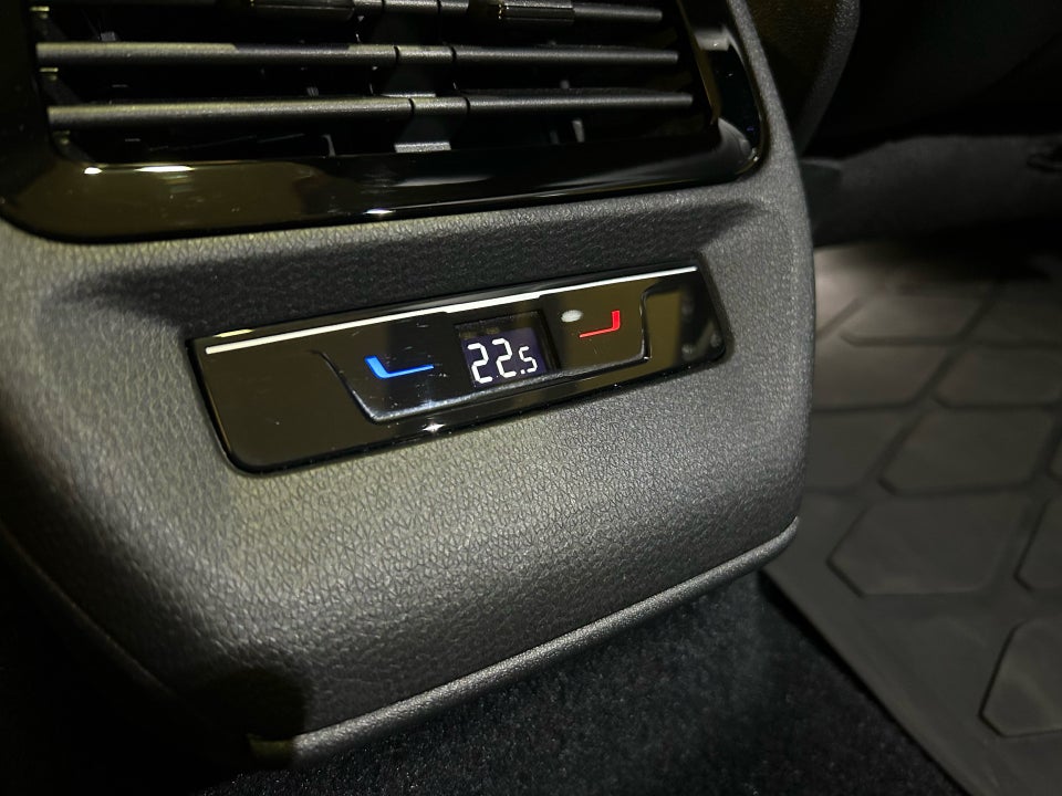 VW ID.4 77 Pro Performance Tech 5d