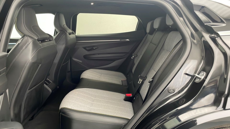 Renault Megane E-Tech 60 Techno 5d