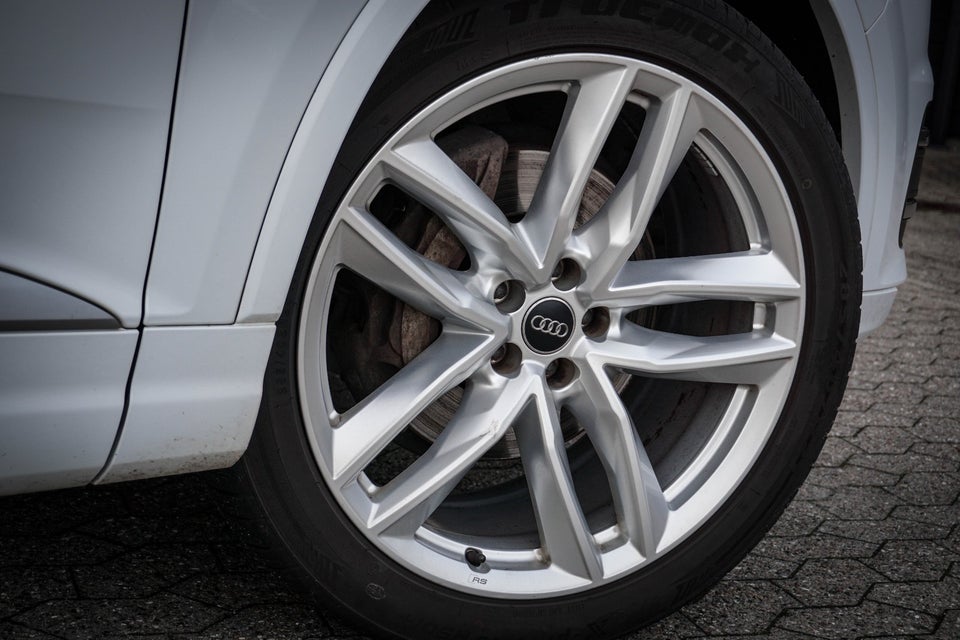 Audi Q7 3,0 TDi 272 quattro Tiptr. Van 5d