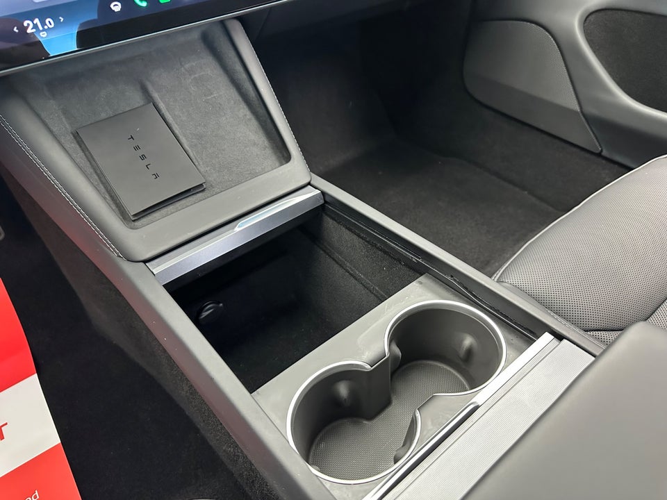 Tesla Model 3 Long Range AWD 4d