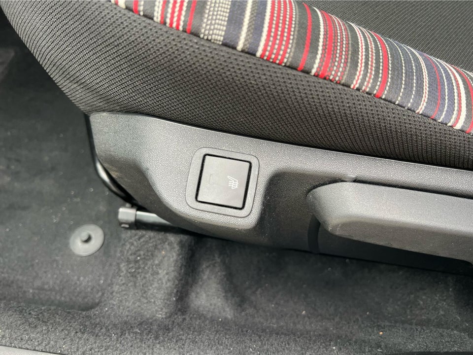 Citroën C1 1,0 VTi Shine 5d