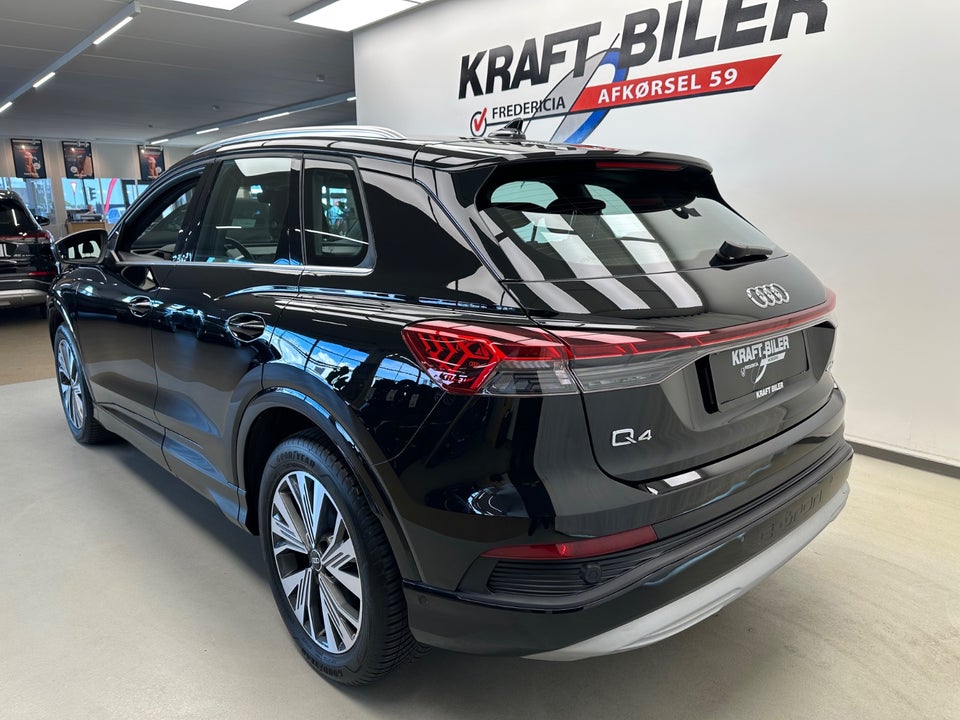 Audi Q4 e-tron 45 Progress 5d