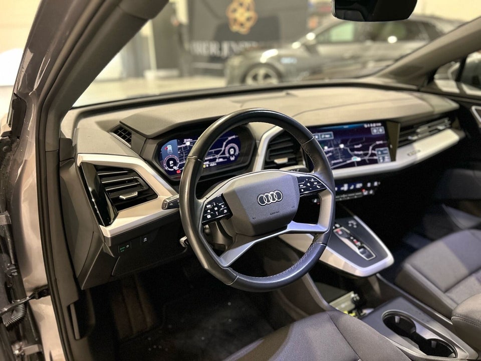 Audi Q4 e-tron 40  5d