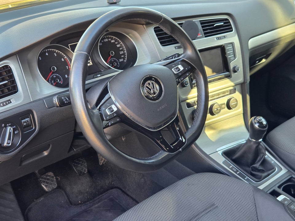 VW Golf VII 1,4 TSi 122 Comfortline BMT 5d