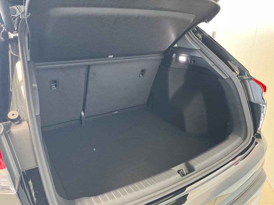 Audi Q4 e-tron 40  5d