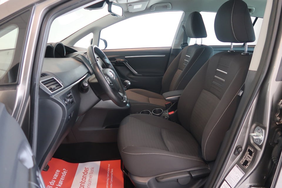 Toyota Verso 1,8 VVT-i T2 Premium 7prs 5d