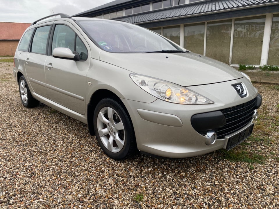 Peugeot 307 2,0 T6 XS stc. 5d