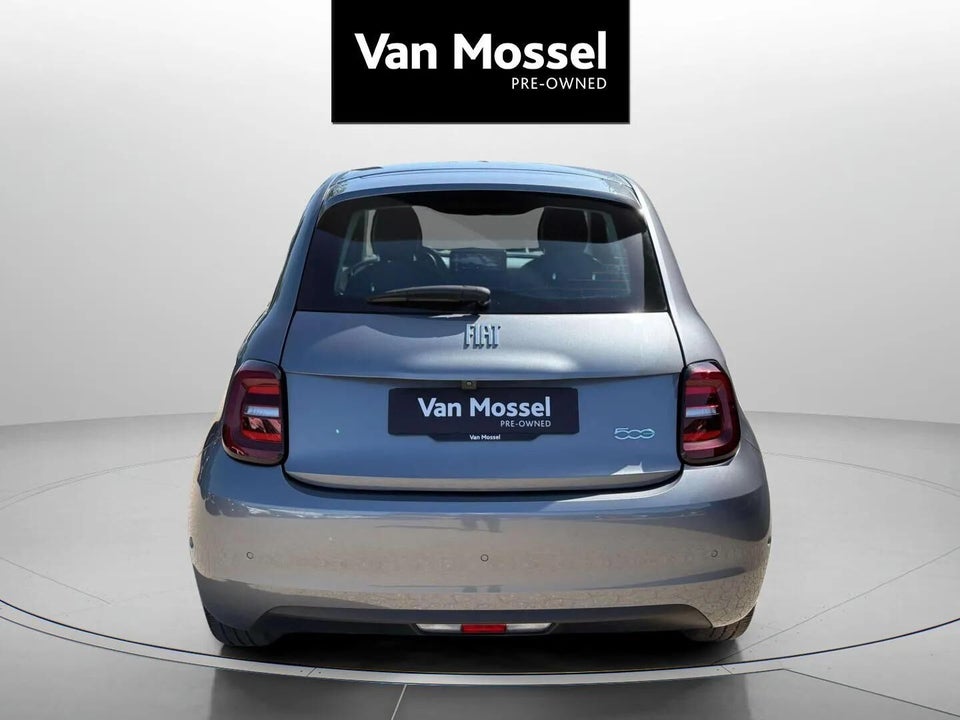 Fiat 500e 42 Icon 3d
