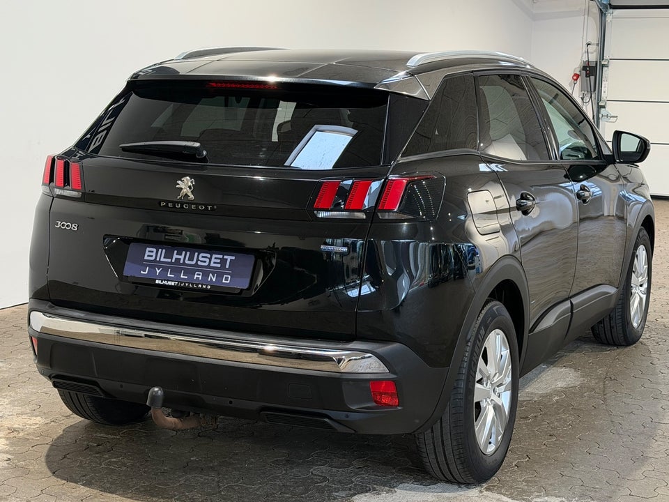 Peugeot 3008 1,2 e-THP 130 Active 5d