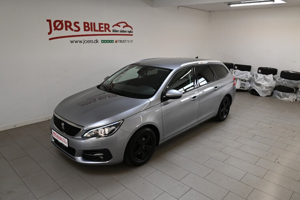 Peugeot 308 1,5 BlueHDi 130 Style SW 5d