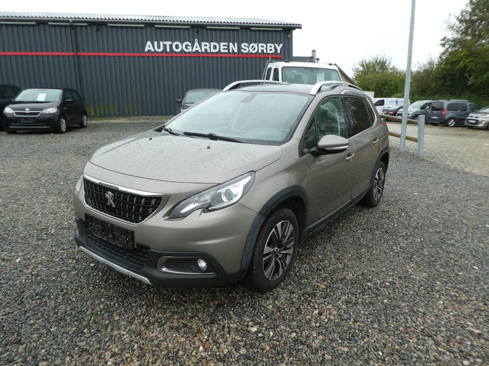 Peugeot 2008 1,6 BlueHDi 100 Allure Sky 5d