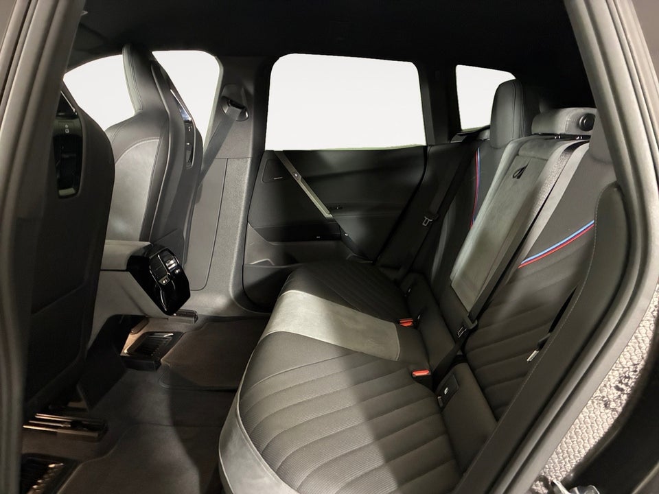 BMW iX xDrive45 M-Sport 5d
