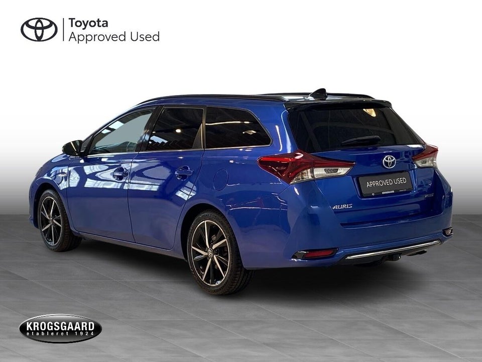 Toyota Auris 1,8 Hybrid H2 Selected Touring Sports CVT 5d