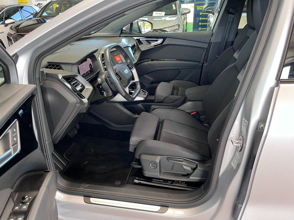 Audi Q4 e-tron 45 S-line 5d