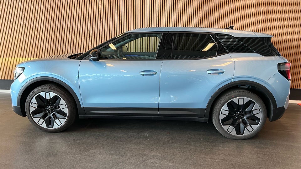 Ford Explorer 79 Premium Extended Range AWD 5d