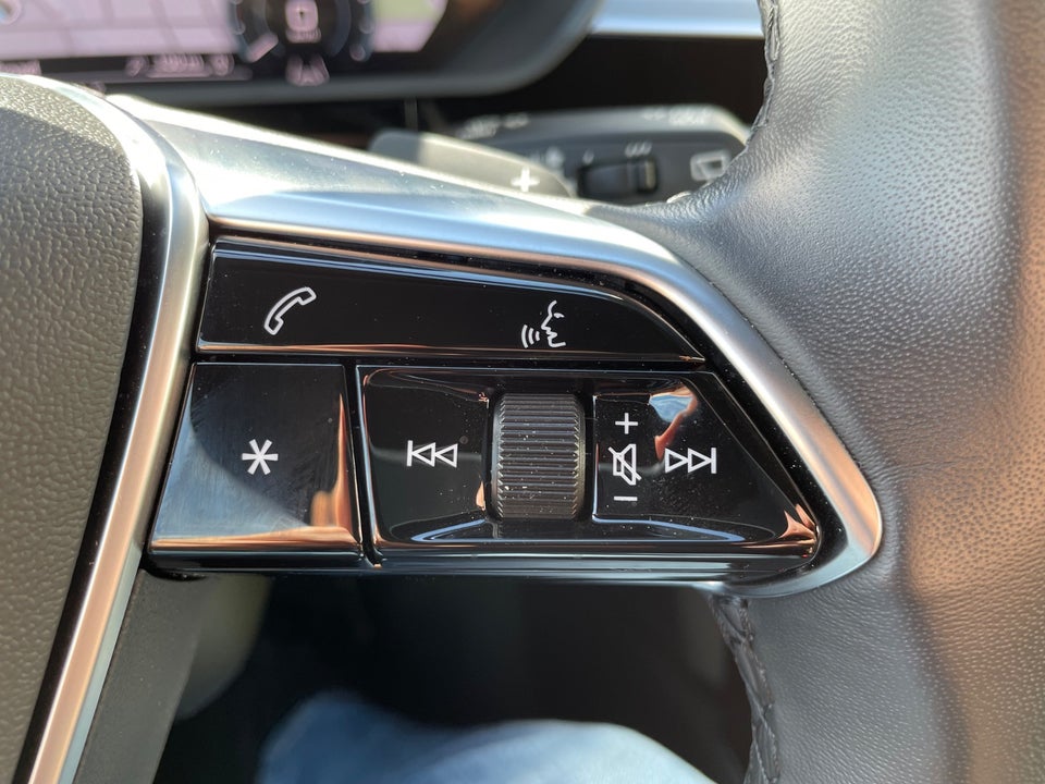 Audi e-tron 55 Advanced quattro 5d