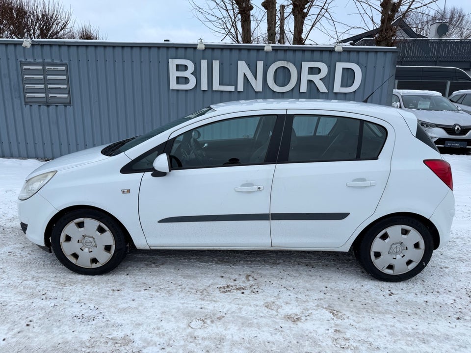 Opel Corsa 1,4 16V Cosmo 5d