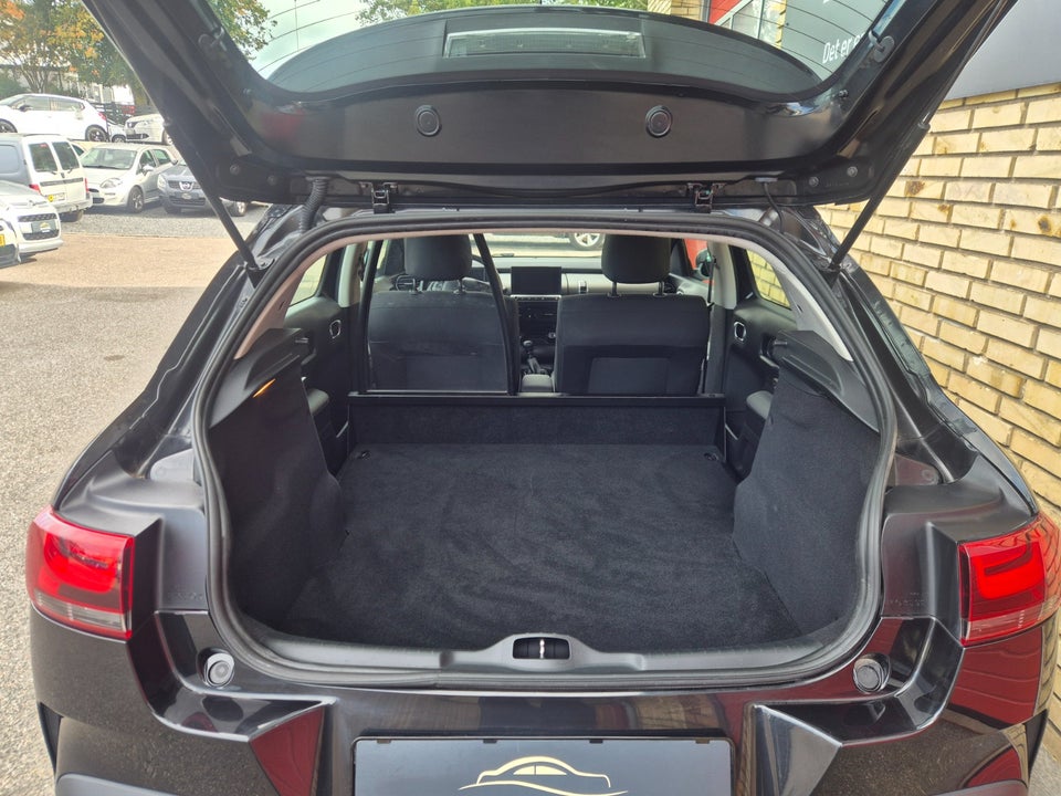 Citroën C4 Cactus 1,2 PureTech 110 Iconic Van 5d