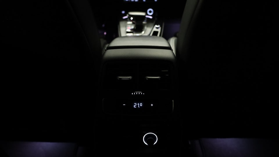 Audi A4 40 TFSi S-line Avant S-tr. 5d