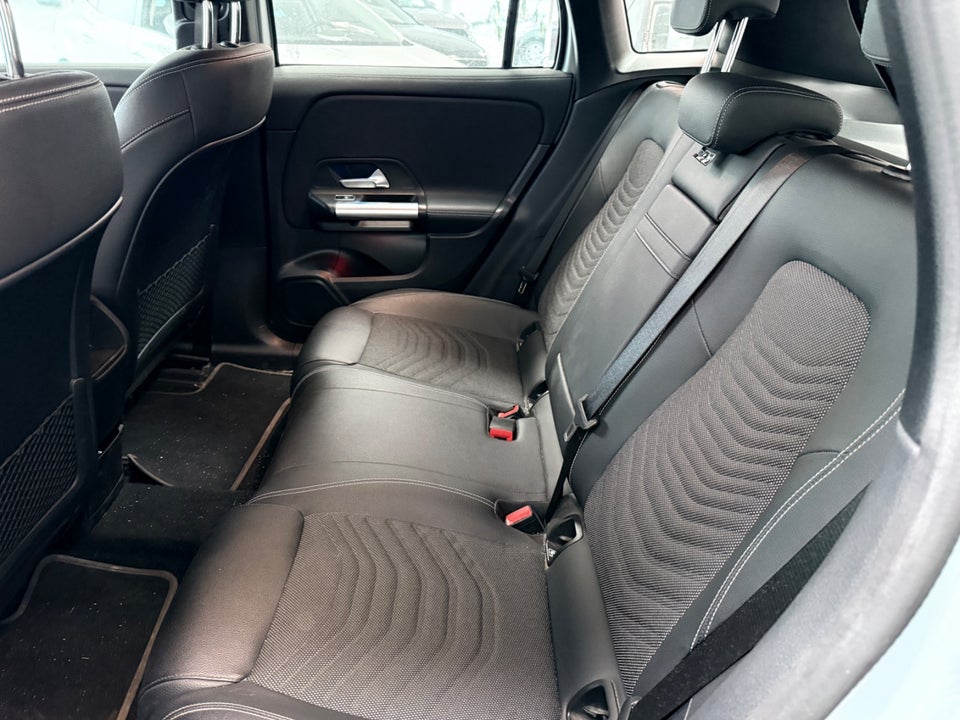 Mercedes EQA250+ Progressive 5d