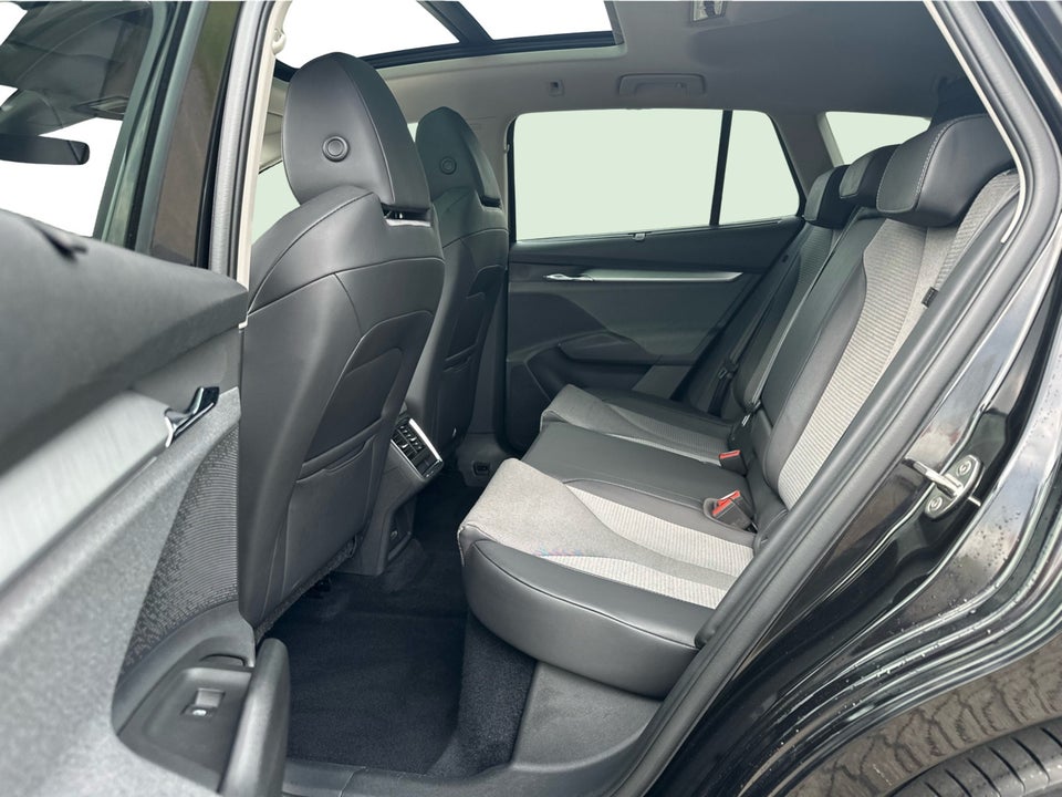 Skoda Enyaq 80 iV Loft 5d