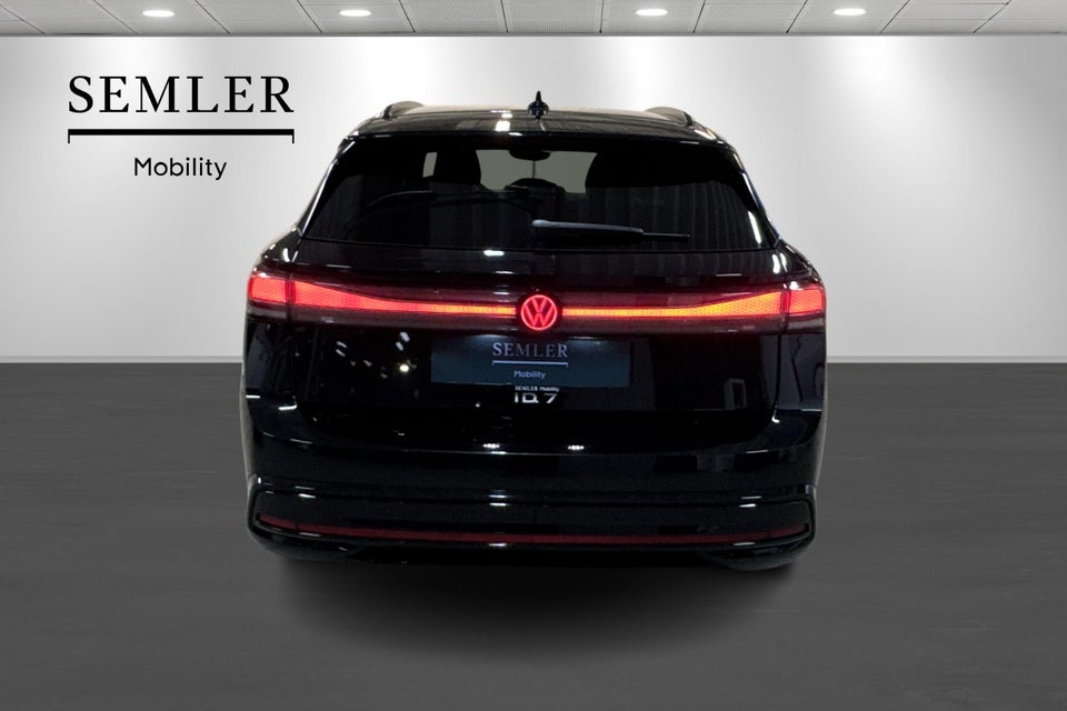 VW ID.7 77 Style+ Tourer 5d