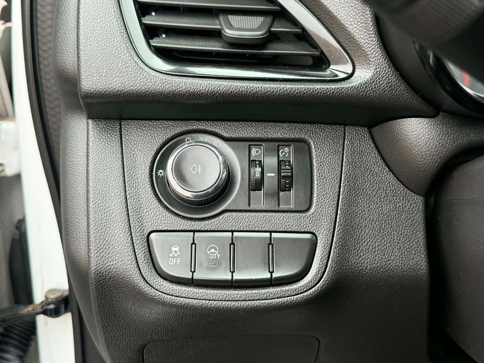 Opel Karl 1,0 Enjoy 5d