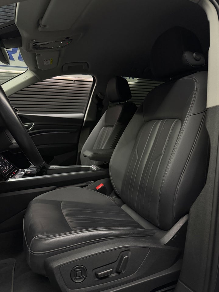 Audi Q8 e-tron 55 Advanced quattro 5d