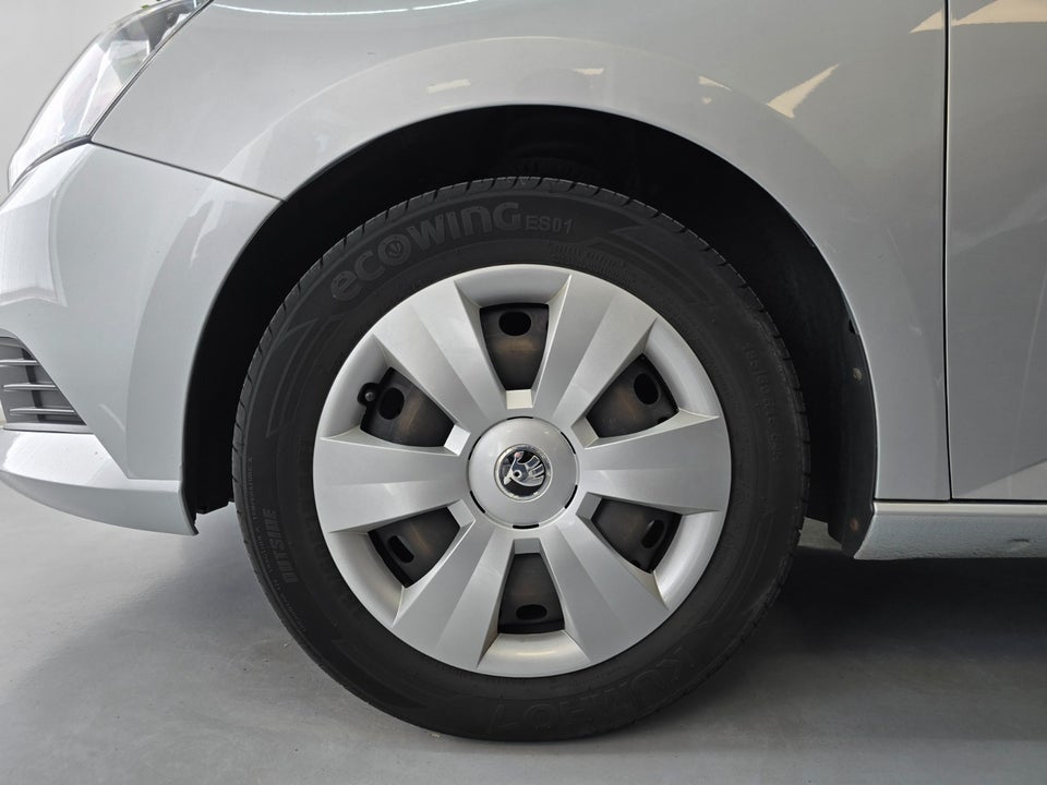 Skoda Fabia 1,0 MPi 75 Active Combi 5d