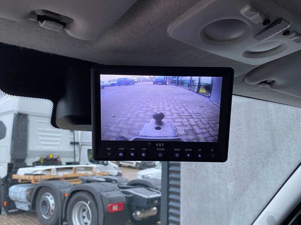 Iveco Daily 3,0 35C18 4100mm Lad AG8 2d