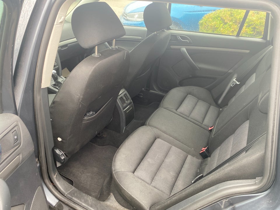 Skoda Octavia 1,9 TDi 105 Elegance Combi 5d