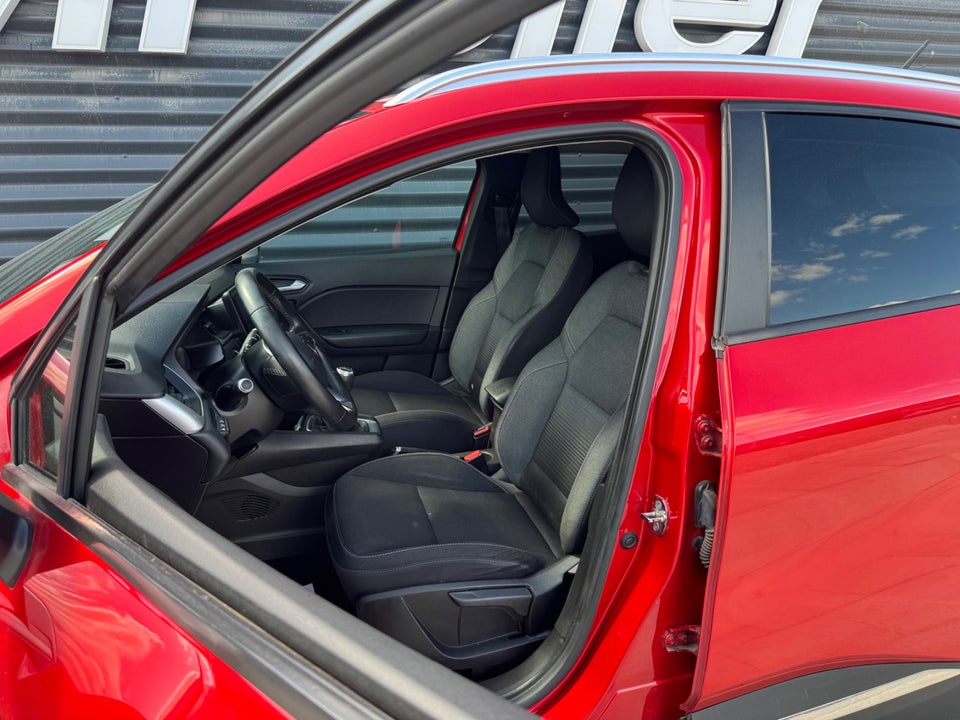 Renault Captur 1,0 TCe 100 Intens 5d