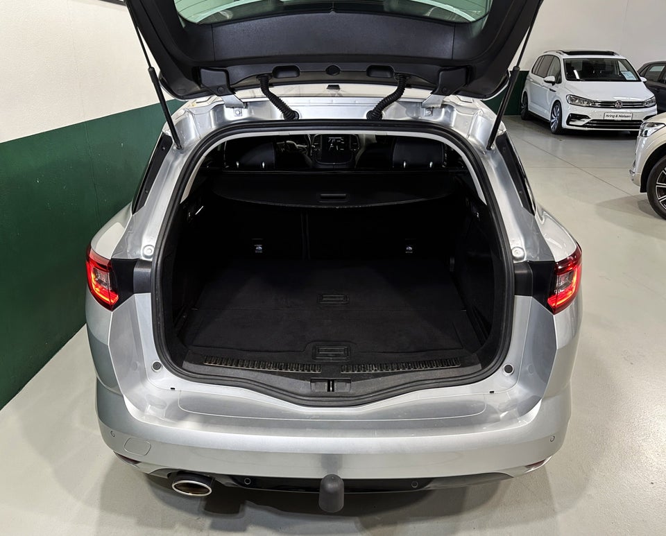 Renault Megane IV 1,3 TCe 140 Bose Edition Sport Tourer EDC 5d