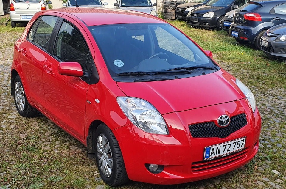 Toyota Yaris 1,4 D-4D Sol 5d