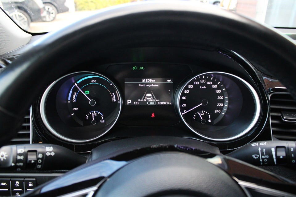 Kia XCeed 1,6 PHEV Prestige DCT 5d