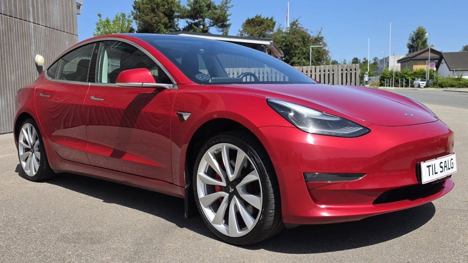 Tesla Model 3 Performance AWD 4d