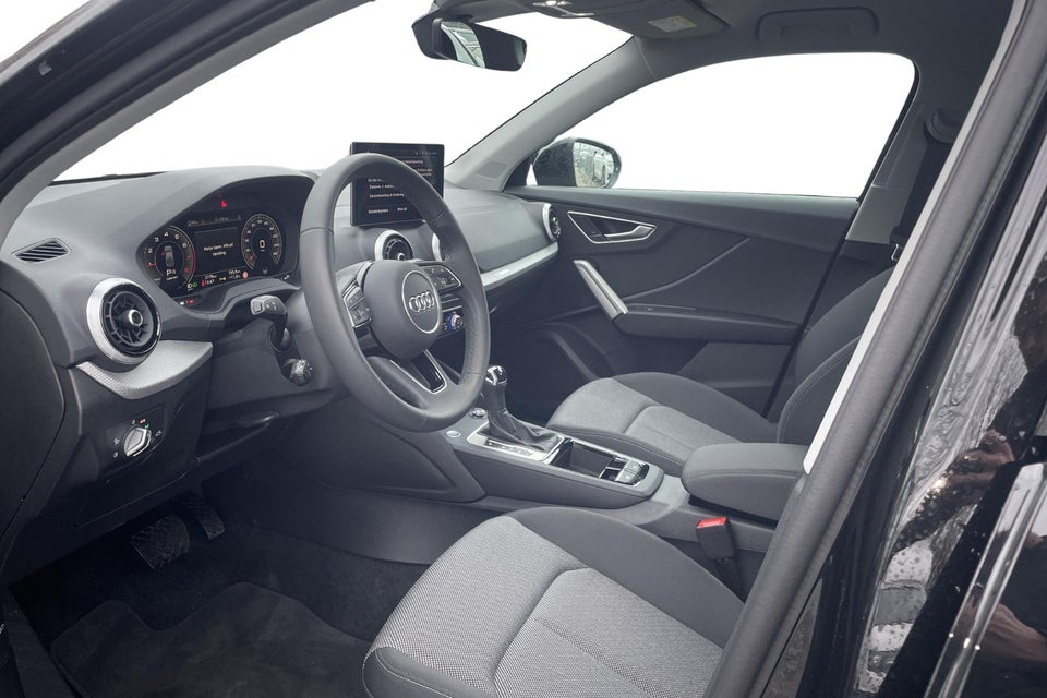 Audi Q2 35 TFSi S-line S-tr. 5d