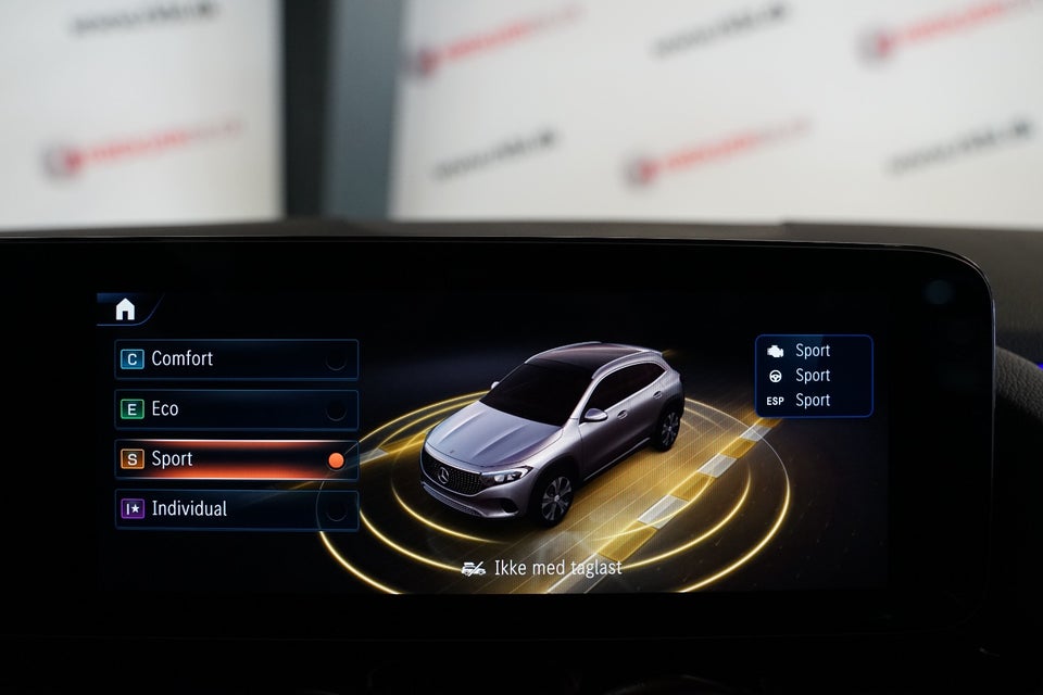 Mercedes EQA300 Progressive 4Matic 5d