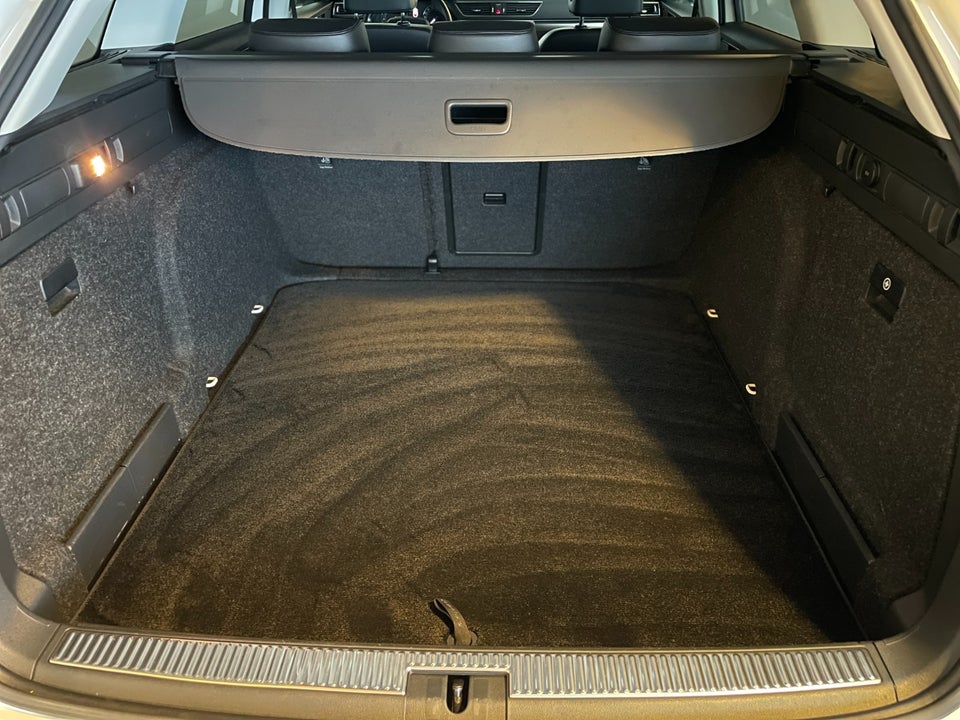 Skoda Superb 1,4 TSi 150 Business Executive Combi DSG 5d