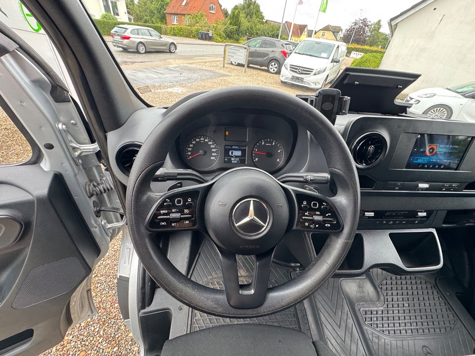 Mercedes Sprinter 316 2,2 CDi A2 Kassevogn aut. RWD