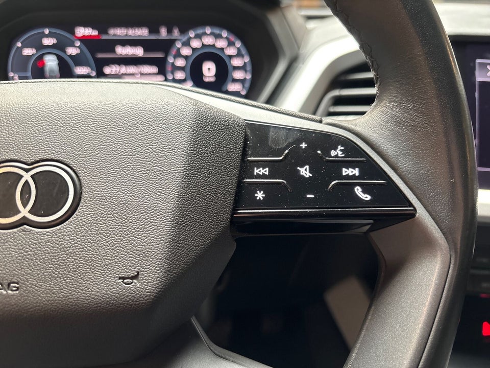 Audi Q4 e-tron 45 Attitude 5d