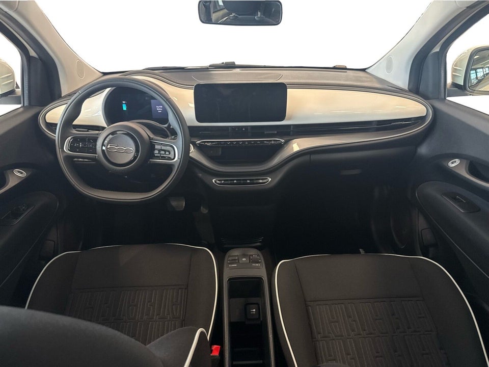 Fiat 500e 42 Icon 3d