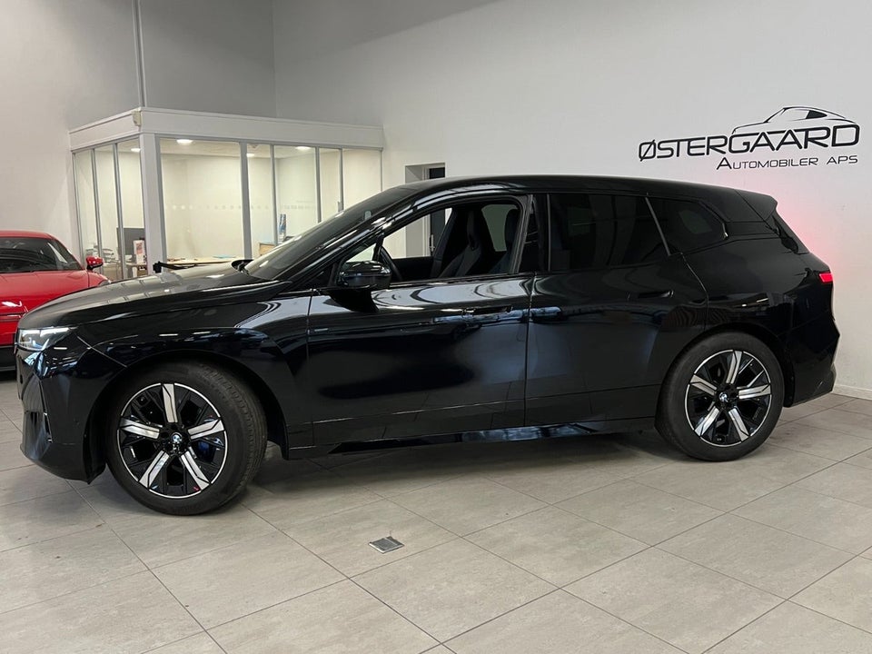 BMW iX xDrive40 Fully Charged 5d