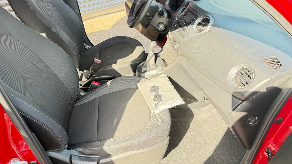 Hyundai i10 1,0 Touch 5d