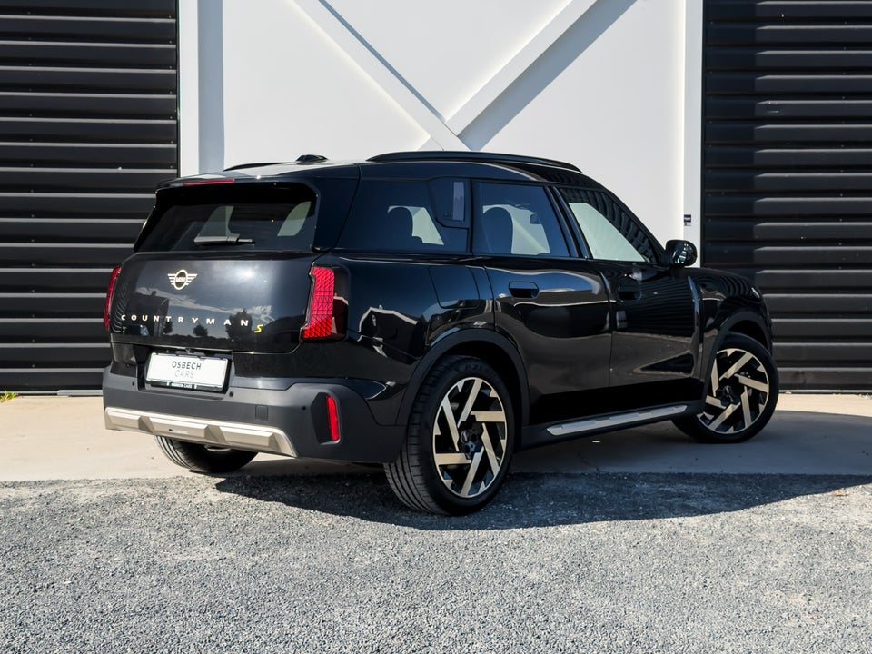 MINI Countryman SE Favoured Trim L ALL4 5d