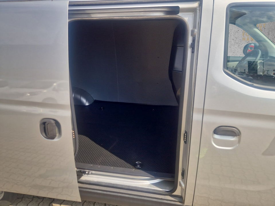 Maxus e-Deliver 3 50 Cargo Van LWB