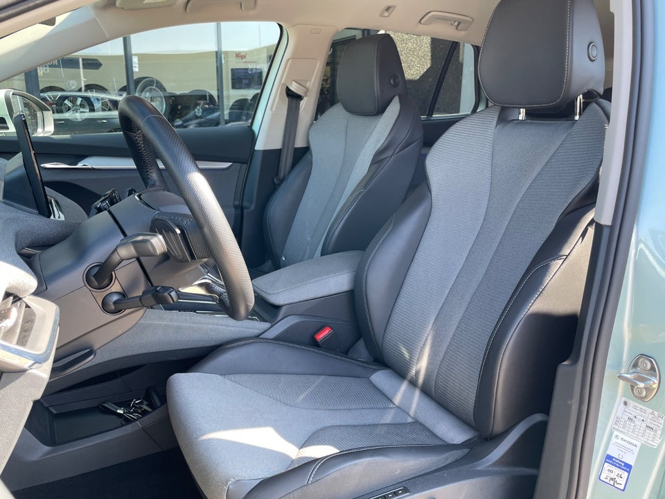 Skoda Enyaq 80 iV Loft 5d