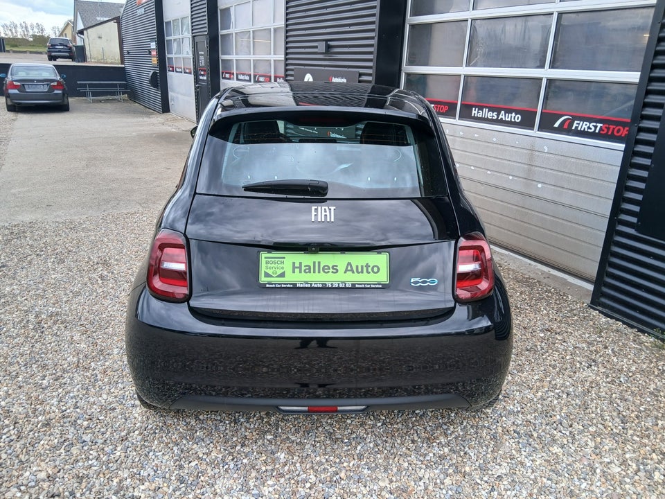 Fiat 500e 42 Icon 3+1 4d